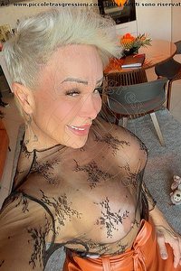 Foto selfie trans Patrizia Moreira Brescia 3774462774
