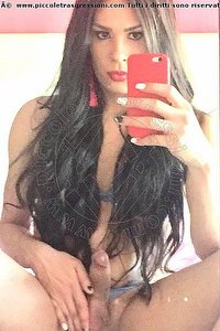 Foto selfie hot trans Priscilla Salerno 3934598374