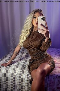 Foto selfie trans Carol Vendraminy Milano 3284674176