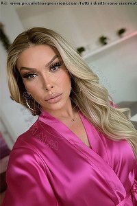 Foto selfie trans Carol Vendraminy Milano 3284674176