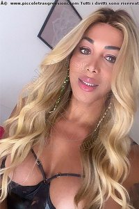 Foto selfie trans escort Camilla Brazil Padova 3899059453