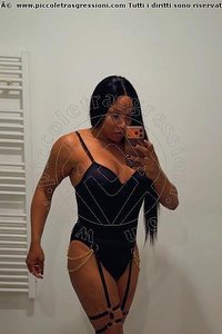 Foto selfie trans escort Adriana Roma 3927624016
