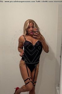 Foto selfie trans escort Adriana Roma 3927624016