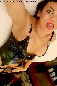Foto selfie hot trans Niccole Gres Curno 3208683051