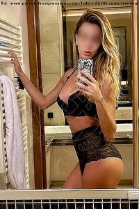 Foto selfie trans escort Transex Italiana Bologna 3427405556