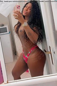 Foto selfie trans Giulia Brasiliana Barletta 3881789151
