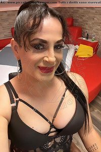 Foto selfie trans Miranda Prada Verona 3923988812