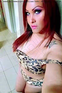 Foto selfie trans Gyselle Pires Isernia 3273386244