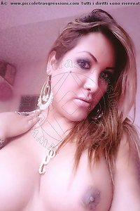 Foto selfie trans Gyselle Pires Isernia 3273386244