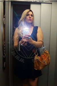 Foto selfie trans Bruna Kiss Foggia 3711795505