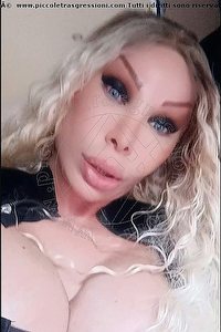Foto selfie trans Monique Cassano Delle Murge 3201830286
