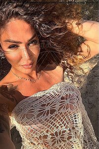 Foto selfie trans escort Bambola Cagliari 3313258034