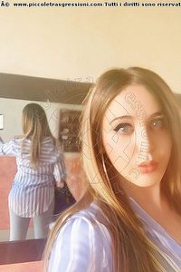 Foto selfie trans Rossana Bulgari Foggia 3664827160
