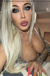 Foto selfie trans Rossana Bulgari Italiana Roma 3664827160