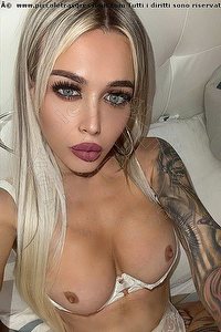 Foto selfie trans escort Rossana Bulgari Italiana Roma 3664827160