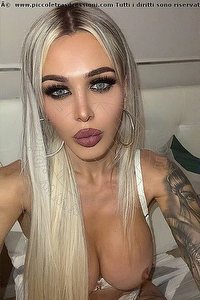 Foto selfie trans escort Rossana Bulgari Italiana Roma 3664827160