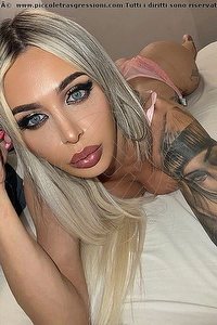 Foto selfie trans escort Rossana Bulgari Italiana Roma 3664827160