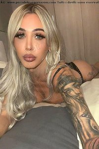 Foto selfie trans escort Rossana Bulgari Italiana Foggia 3664827160
