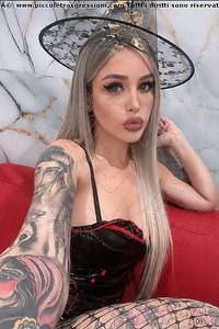 Foto selfie trans escort Rossana Bulgari Italiana Foggia 3664827160