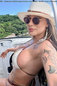 Foto selfie trans Raphaela Martins Pornostar Benevento 3717753345