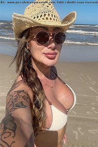 Foto selfie trans Raphaela Martins Pornostar Benevento 3717753345