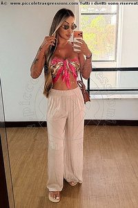 Foto selfie trans Raphaela Martins Pornostar Benevento 3717753345