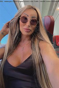 Foto selfie trans Raphaela Martins Pornostar Montecatini Terme 3717753345
