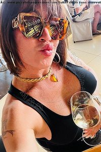 Foto selfie trans escort Veronica Dellavi Bolzano 3271423372