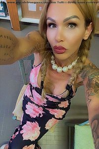Foto selfie trans Valeria Treviso 3388718849