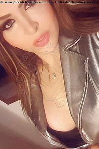 Foto selfie trans escort Isabella Santos Caserta 3381521054