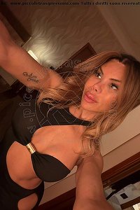 Foto selfie trans Eva B Milano 3200397565