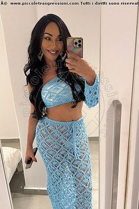 Foto selfie trans escort Jennifer Anguria Pornostar Civitanova Marche 3499398298