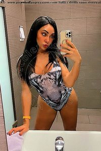 Foto selfie trans escort Jennifer Anguria Pornostar Civitanova Marche 3499398298