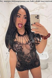 Foto selfie trans escort Jennifer Anguria Pornostar Civitanova Marche 3499398298