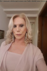Foto selfie trans escort Tamiris Brescia 3203284597