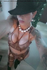 Foto selfie hot trans escort Valeria Treviso 3388718849