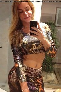 Foto selfie trans Dany De Castro Pornostar Vercelli 3930688218