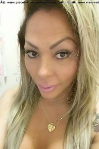 Foto selfie trans escort Isadora Tavares Brescia 3284930086