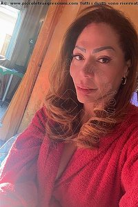 Foto selfie trans escort Isadora Tavares Brescia 3284930086