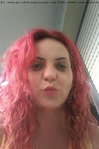 Foto selfie girls Delia Stoccarda 004915146913064