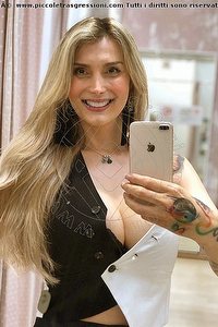 Foto selfie trans escort Sarah Herrera Modena 3240865491