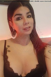 Foto selfie trans Camila Argentina Savona 3284582524