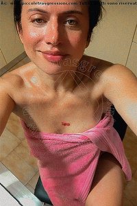 Foto selfie trans escort Iza Morales Brescia 3312935642