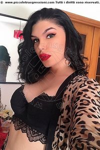 Foto selfie trans Trianna Milano 3509414107