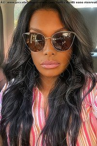 Foto selfie trans Karol Bombom Londra 00447438614130