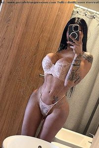 Foto selfie trans Yasmila Milano 3522671569