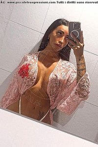 Foto selfie trans Yasmila Milano 3522671569