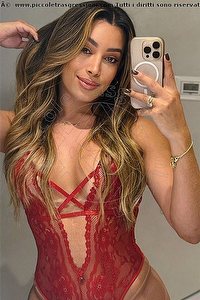 Foto selfie trans Iris Araujo Bologna 3884577638