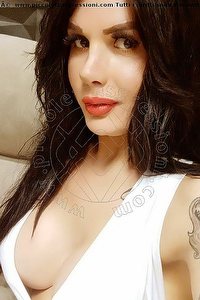 Foto selfie trans escort Helena Dias Mantova 3279339241