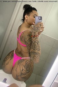 Foto selfie trans escort Ambar Nogueira Montecchio Maggiore 3510798779